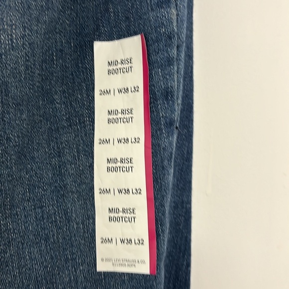 Plus Size Jeans - Picture 3 of 6